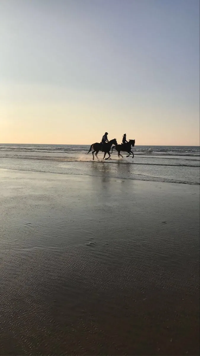 What to wear for a beach horse ride